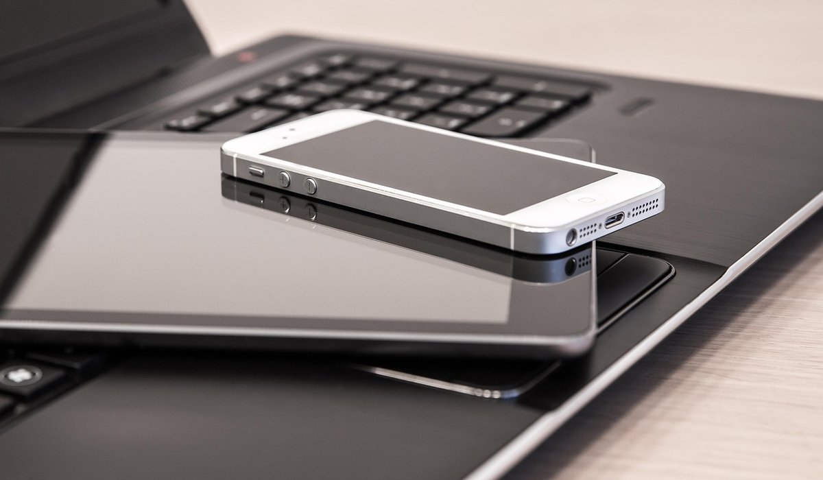 Creating Strong Passwords Without Losing Your Sanity